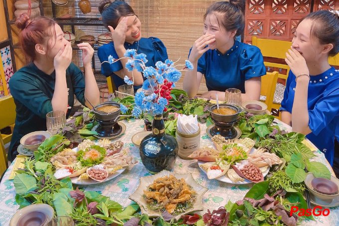 Quán Họ Hứa - Tố Hữu-2